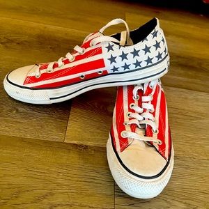 Patriotic converse low tops unisex